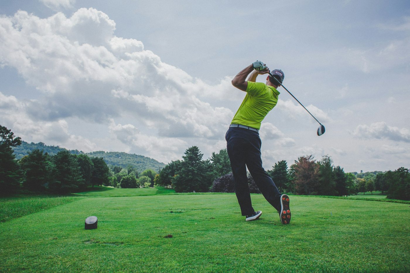 Golf at a professional course. Atmosphere. Not a TASG tournament.